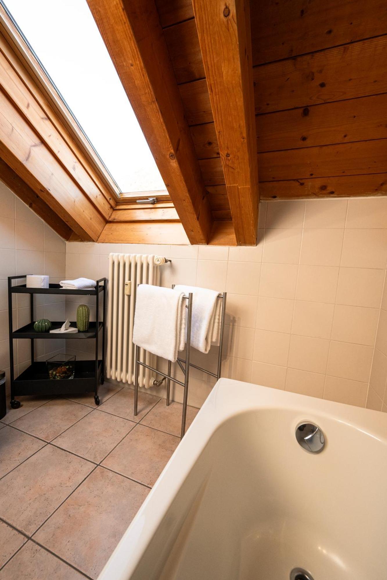 Gasthof Bernina Express Eco Rooms&breakfast 3*