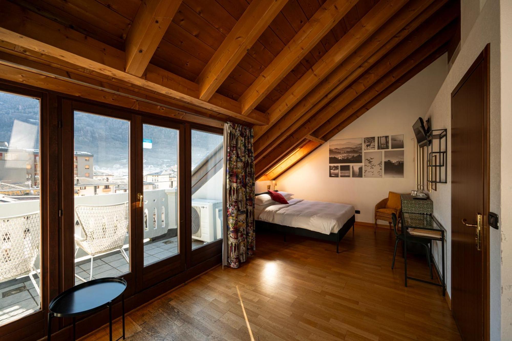Bernina Express Eco Rooms&breakfast 3* Tirano